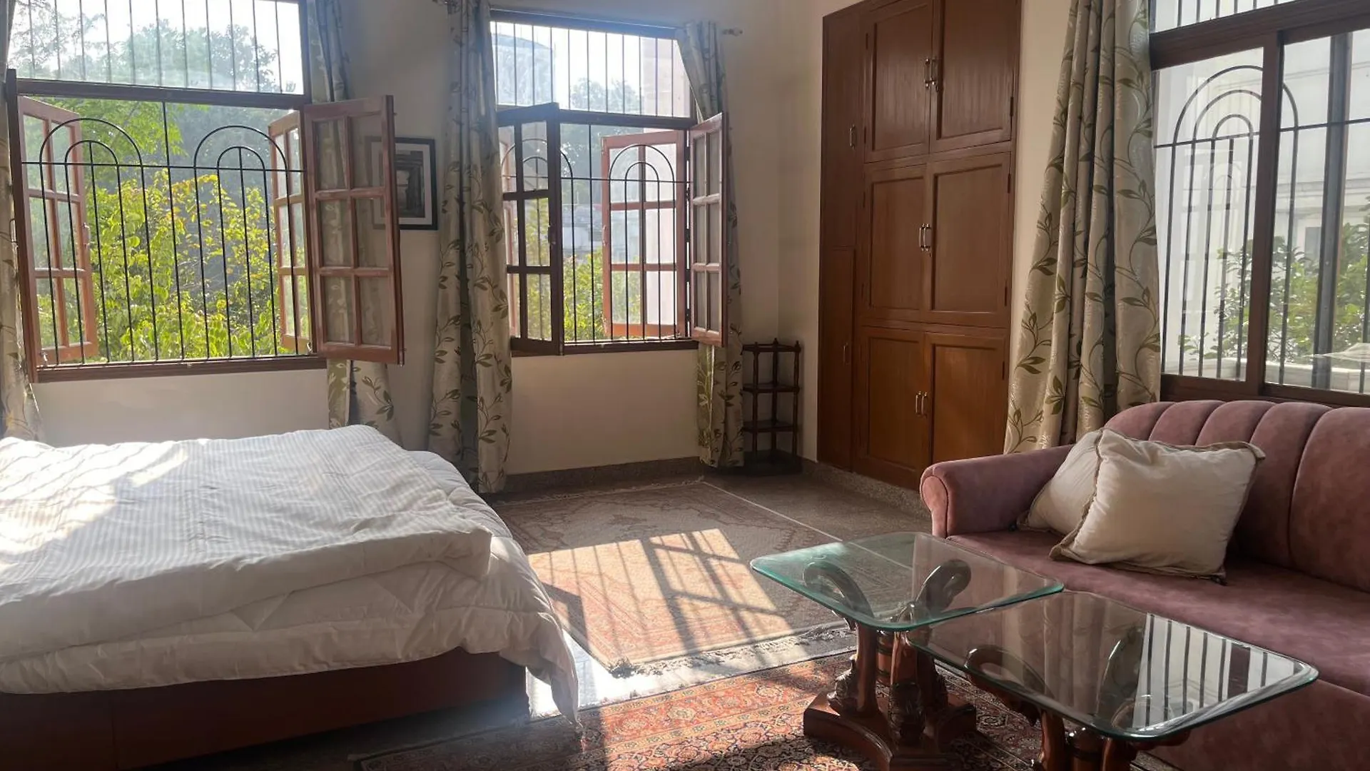 Mulberry Garden Hotel Varanasi